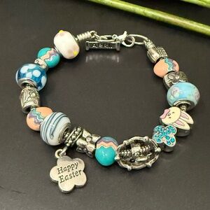 WILLABEE & WARD “April” Happy Easter Monthly Charm Bracelet 49.8g.